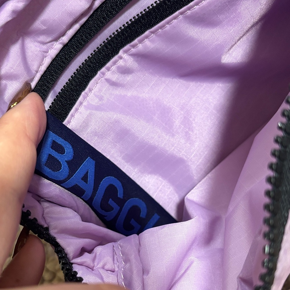Baggu Puffy Fanny Pack in Dusty Lilac - Picture 2 of 4